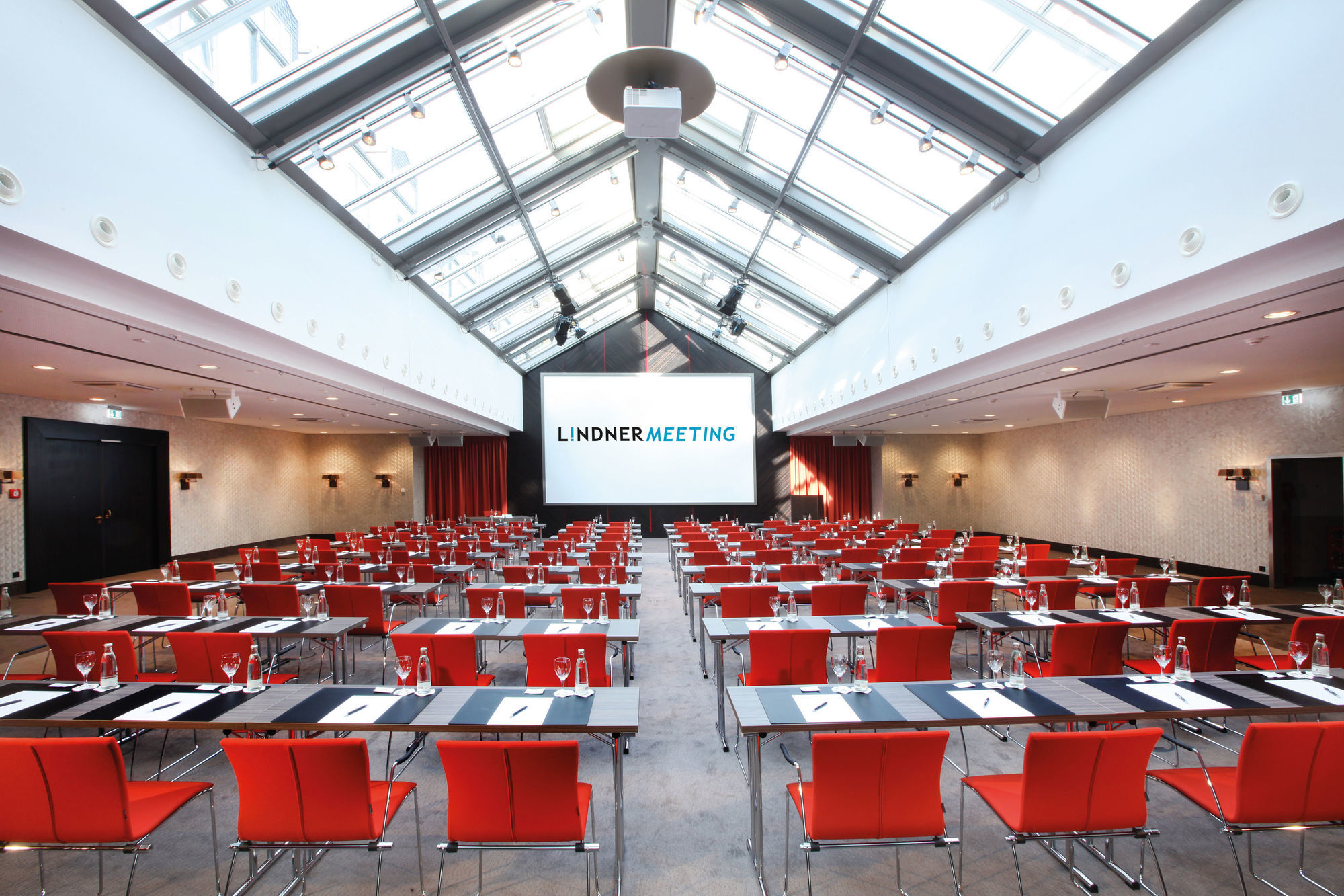 Lindner Hotel Frankfurt Hochst, Part Of Jdv By Hyatt Frankfurt am Main Business photo